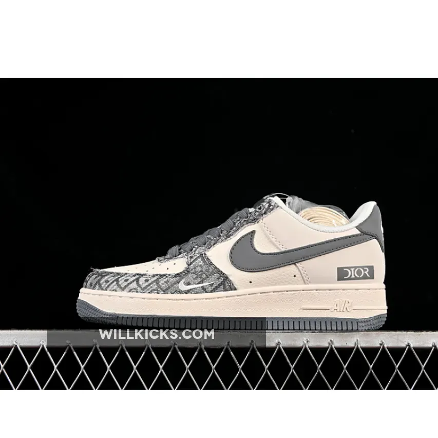 AIR FORCE 1 07 LOW WHITE/GREY AIR FORCE 1 07 LOW WHITE/GREY