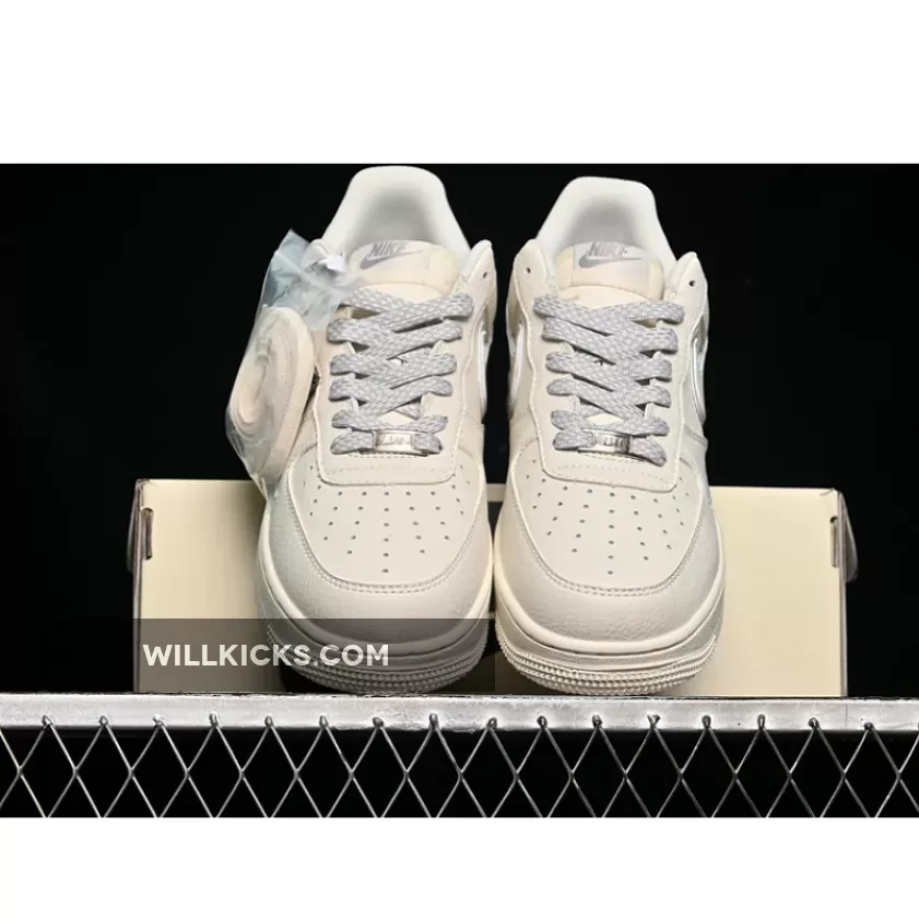 AIR FORCE 1 07 LOW WHITE/GREY AIR FORCE 1 07 LOW WHITE/GREY