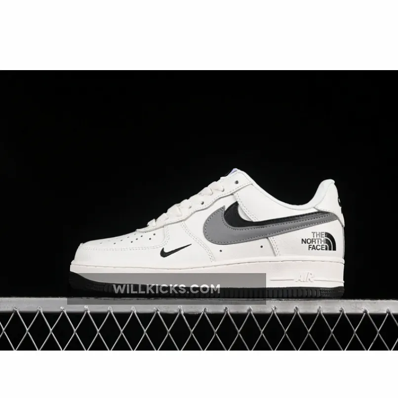 AIR FORCE 1 07 LOW WHITE/GREY/BLACK