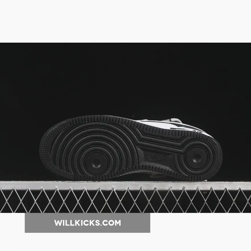 AIR FORCE 1 07 LOW WHITE/GREY/BLACK AIR FORCE 1 07 LOW WHITE/GREY/BLACK