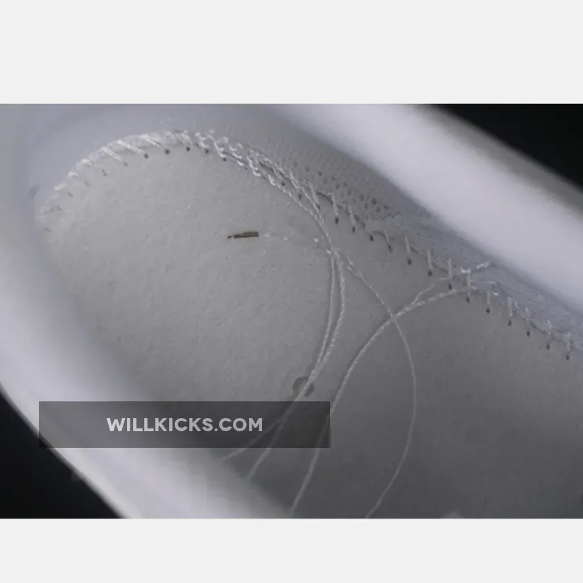 AIR FORCE 1 07 LOW WHITE/GREY/BLUE AIR FORCE 1 07 LOW WHITE/GREY/BLUE