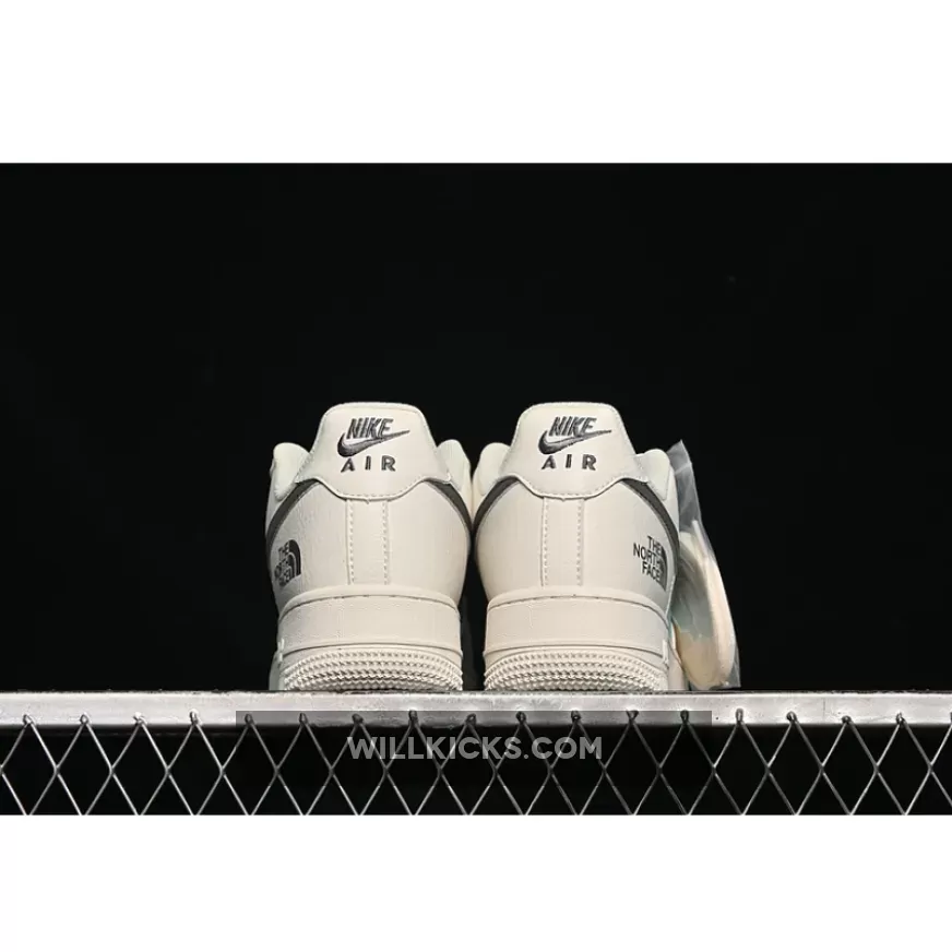 AIR FORCE 1 07 LOW WHITE/GREY/BLUE AIR FORCE 1 07 LOW WHITE/GREY/BLUE