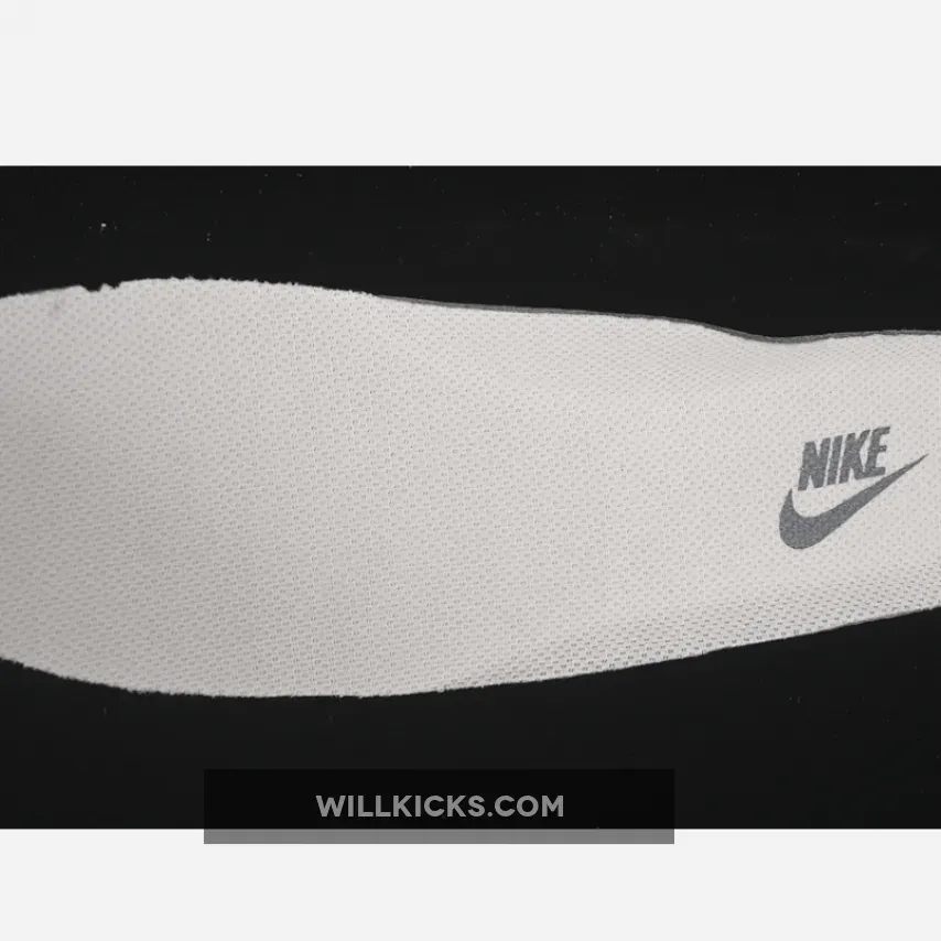 AIR FORCE 1 07 LOW WHITE/GREY/RED AIR FORCE 1 07 LOW WHITE/GREY/RED