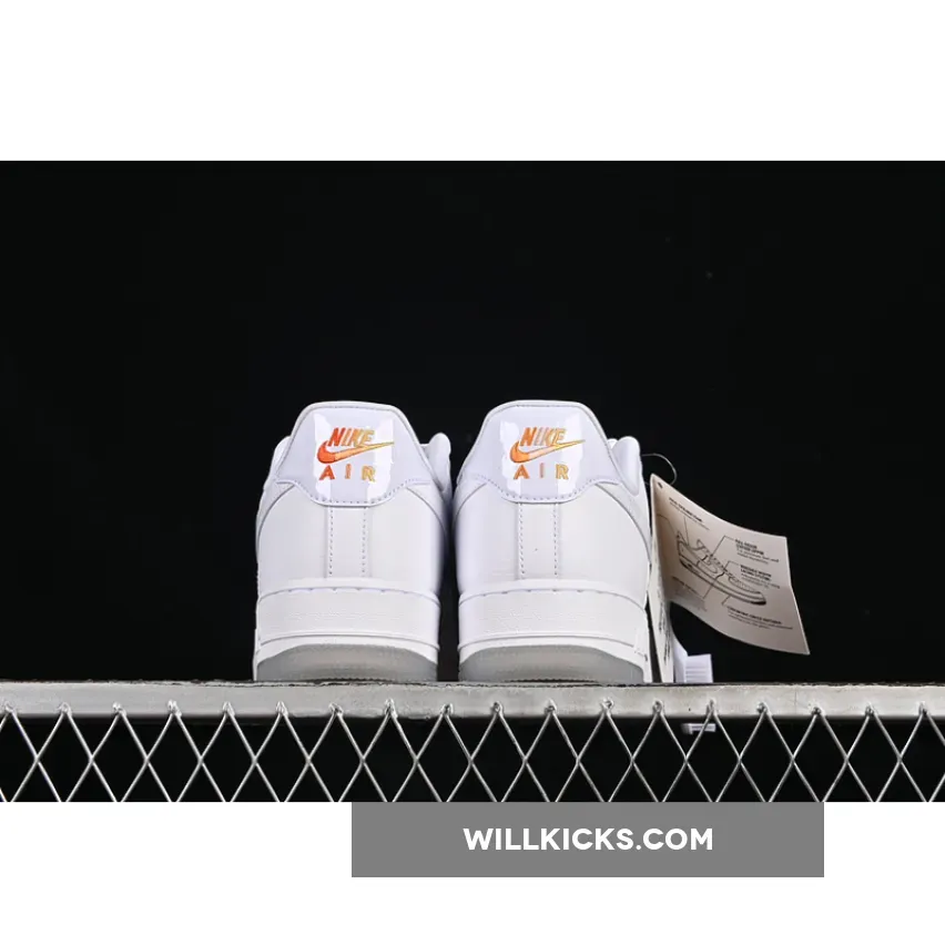 AIR FORCE 1 07 LOW WHITE/ORANGE AIR FORCE 1 07 LOW WHITE/ORANGE
