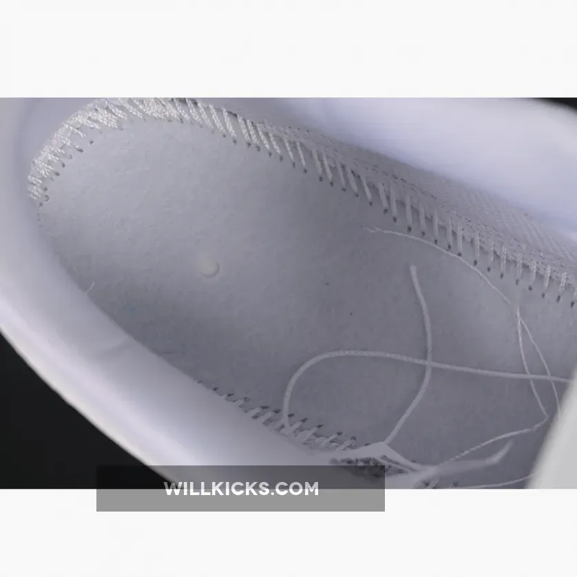 AIR FORCE 1 07 LOW WHITE/ORANGE AIR FORCE 1 07 LOW WHITE/ORANGE