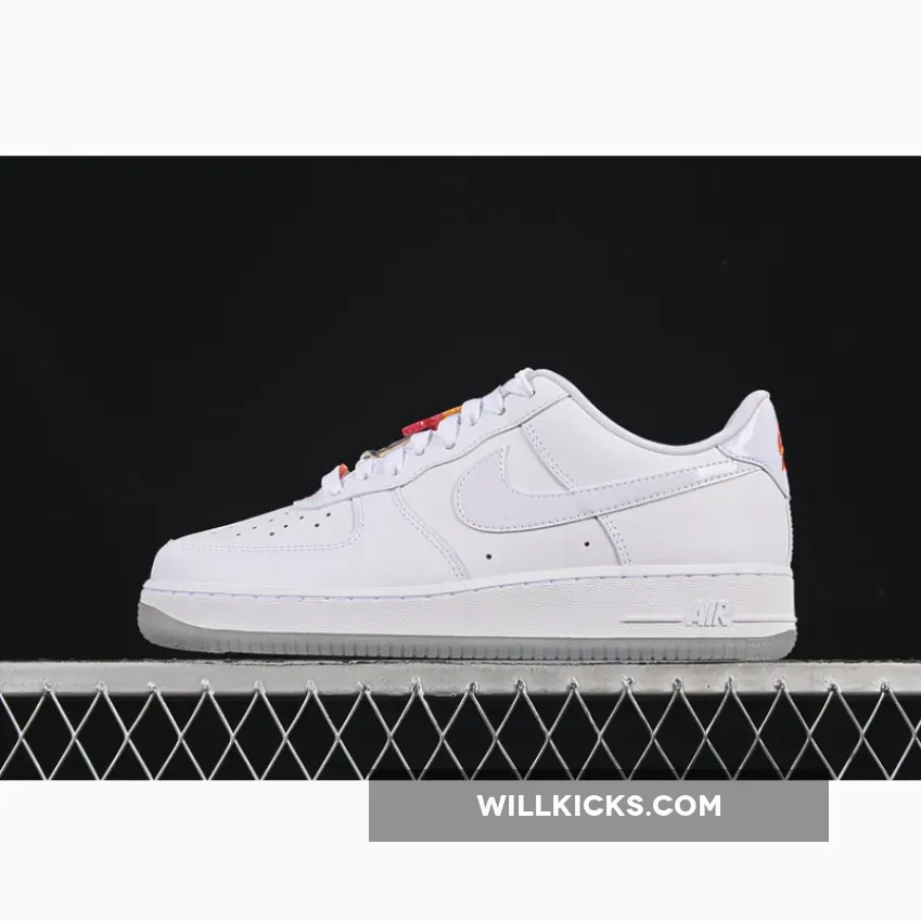 AIR FORCE 1 07 LOW WHITE/ORANGE AIR FORCE 1 07 LOW WHITE/ORANGE