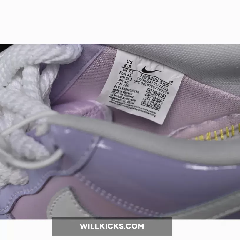 AIR FORCE 1 07 LOW WHITE/PURPLE AIR FORCE 1 07 LOW WHITE/PURPLE