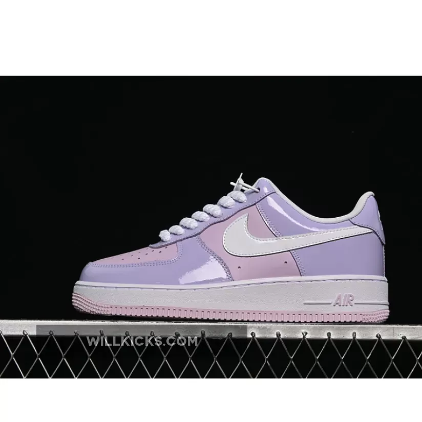 AIR FORCE 1 07 LOW WHITE/PURPLE AIR FORCE 1 07 LOW WHITE/PURPLE