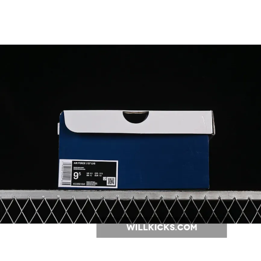 AIR FORCE 1 07 LOW WHITE/RED AIR FORCE 1 07 LOW WHITE/RED