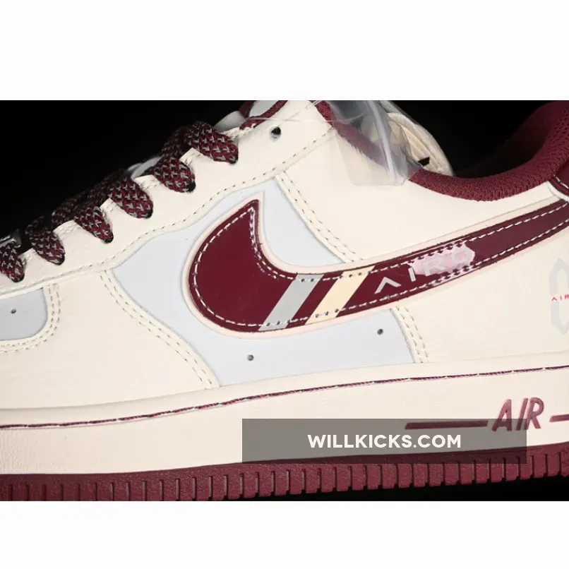 AIR FORCE 1 07 LOW WHITE/RED AIR FORCE 1 07 LOW WHITE/RED
