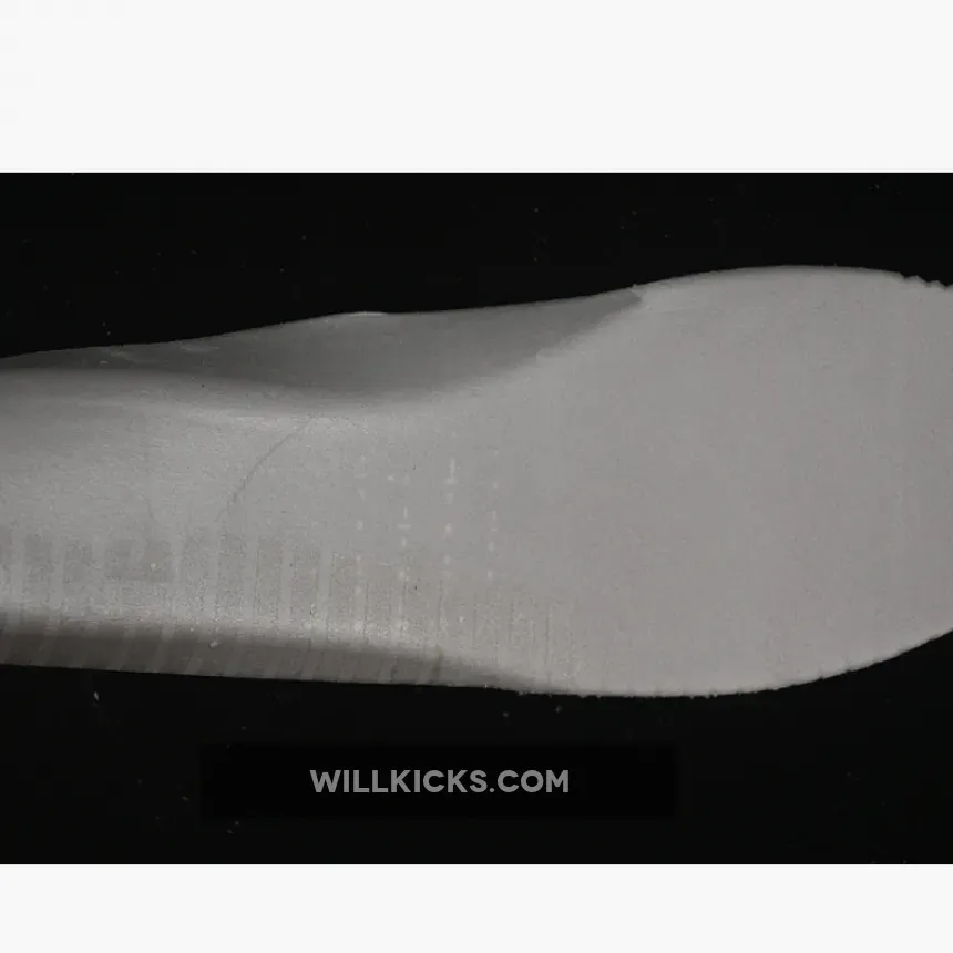 AIR FORCE 1 07 LOW WHITE/RED AIR FORCE 1 07 LOW WHITE/RED