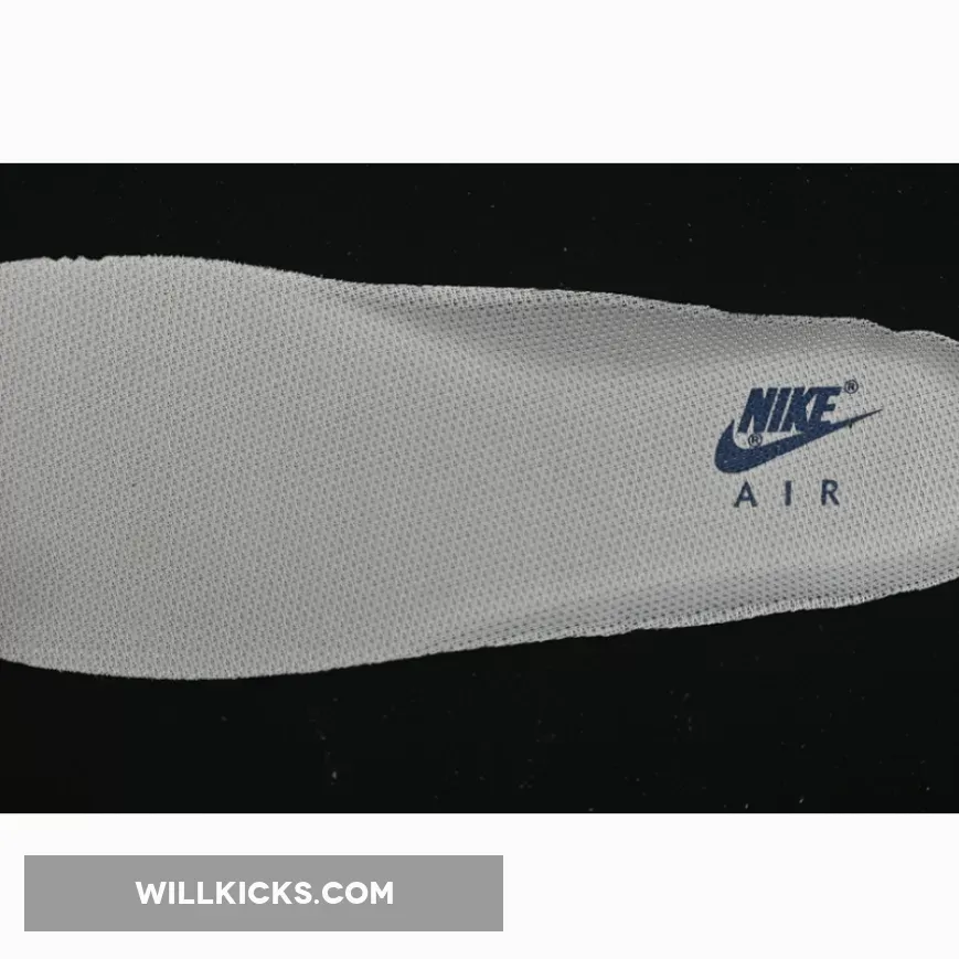 AIR FORCE 1 07 LOW WHITE/RED/BLUE AIR FORCE 1 07 LOW WHITE/RED/BLUE