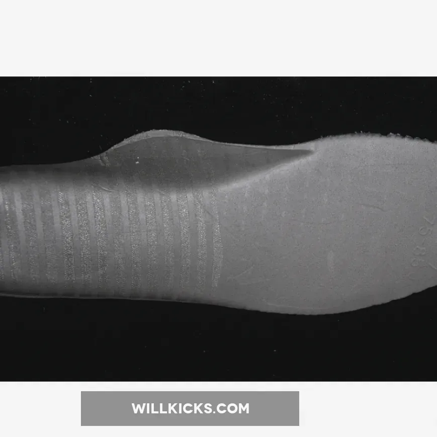 AIR FORCE 1 07 LOW WHITE/WHITE AIR FORCE 1 07 LOW WHITE/WHITE