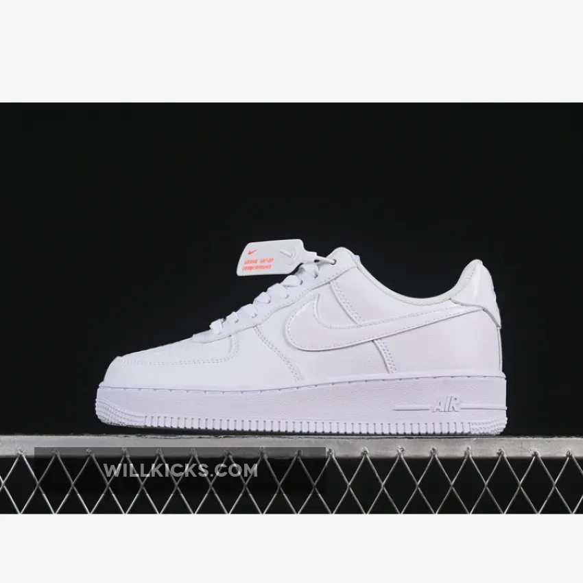 AIR FORCE 1 07 LOW WHITE/WHITE/WHITE AIR FORCE 1 07 LOW WHITE/WHITE/WHITE