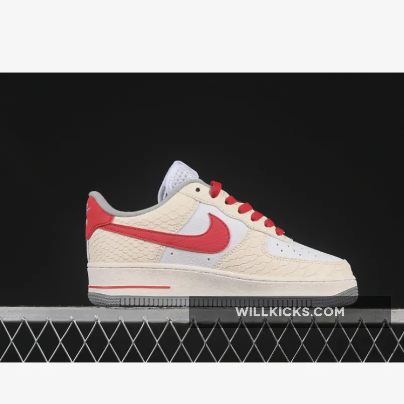AIR FORCE 1 07 LOW WHITE/YELLOW/RED AIR FORCE 1 07 LOW WHITE/YELLOW/RED