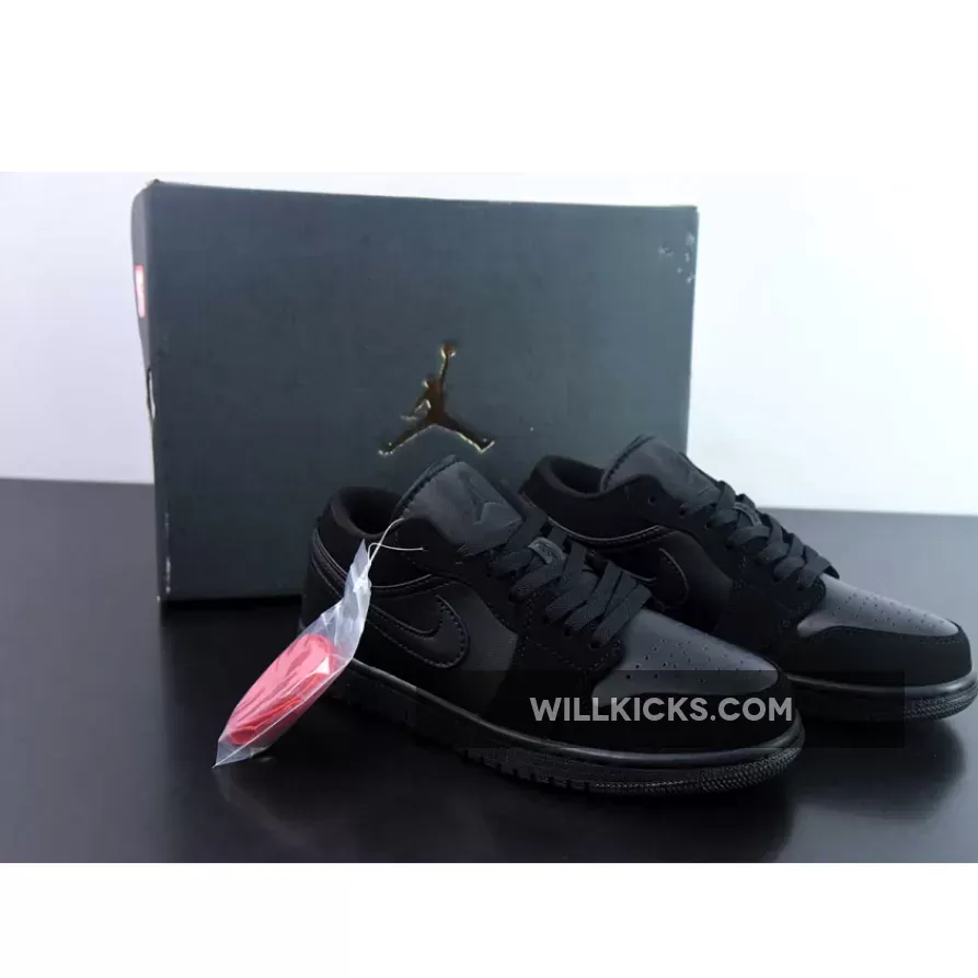 Air Jordan 1 Low Triple Black