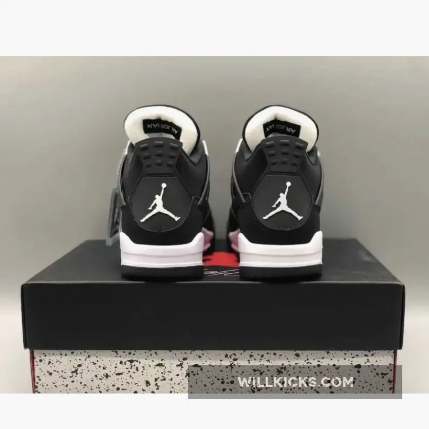 Air Jordan 4 Retro ‘White Thunder’ Black/White Air Jordan 4 Retro ‘White Thunder’ Black/White