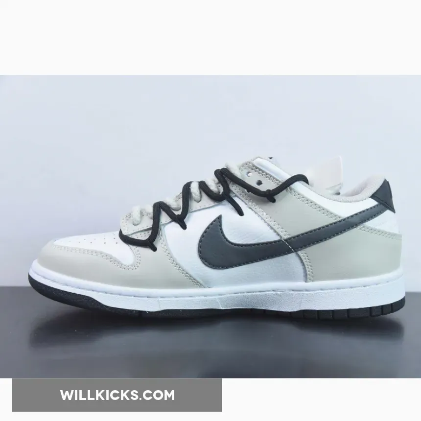 Custom Nike Dunk Low ‘Spray Paint Swoosh’ Custom Nike Dunk Low ‘Spray Paint Swoosh’