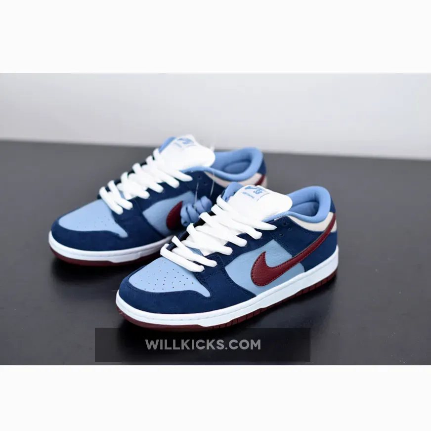 FTC x Nike SB Dunk Low Premium "Finally" FTC x Nike SB Dunk Low Premium "Finally"