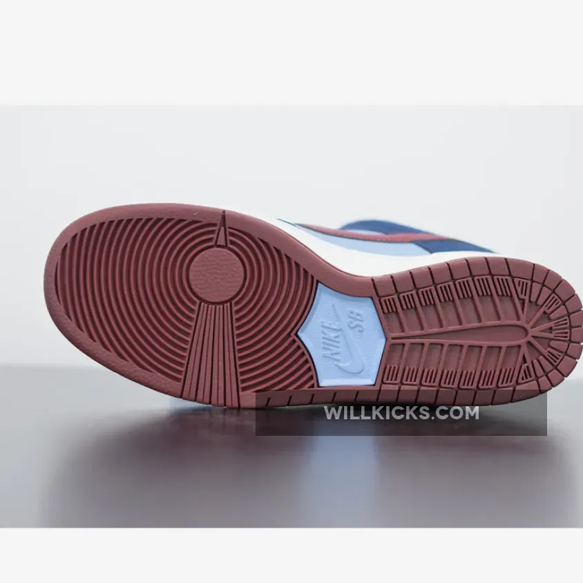 FTC x Nike SB Dunk Low Premium "Finally" FTC x Nike SB Dunk Low Premium "Finally"