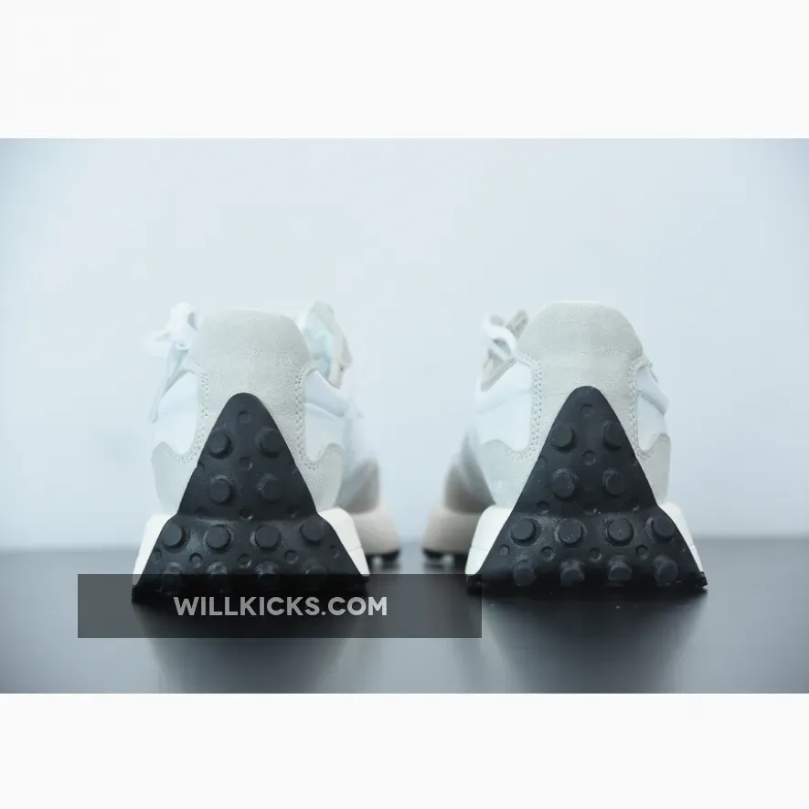 New Balance 327 Sea Salt Black New Balance 327 Sea Salt Black