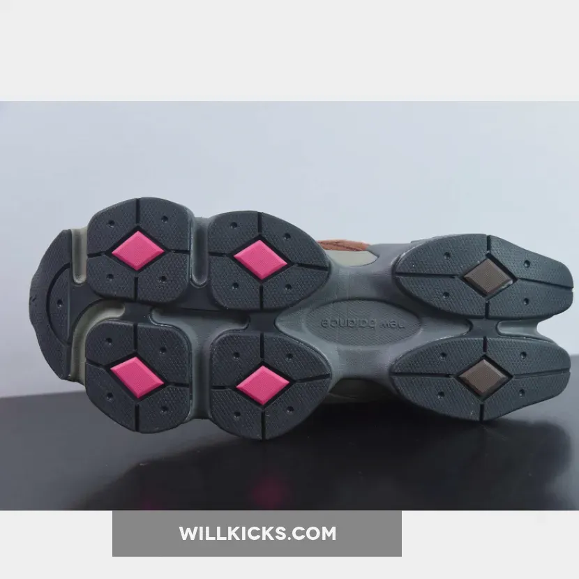 New Balance 9060 Burgundy New Balance 9060 Burgundy