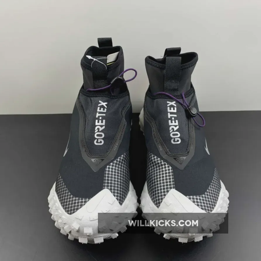Nike ACG Mountain Fly Gore-Tex Black Metallic Silver Nike ACG Mountain Fly Gore-Tex Black Metallic Silver