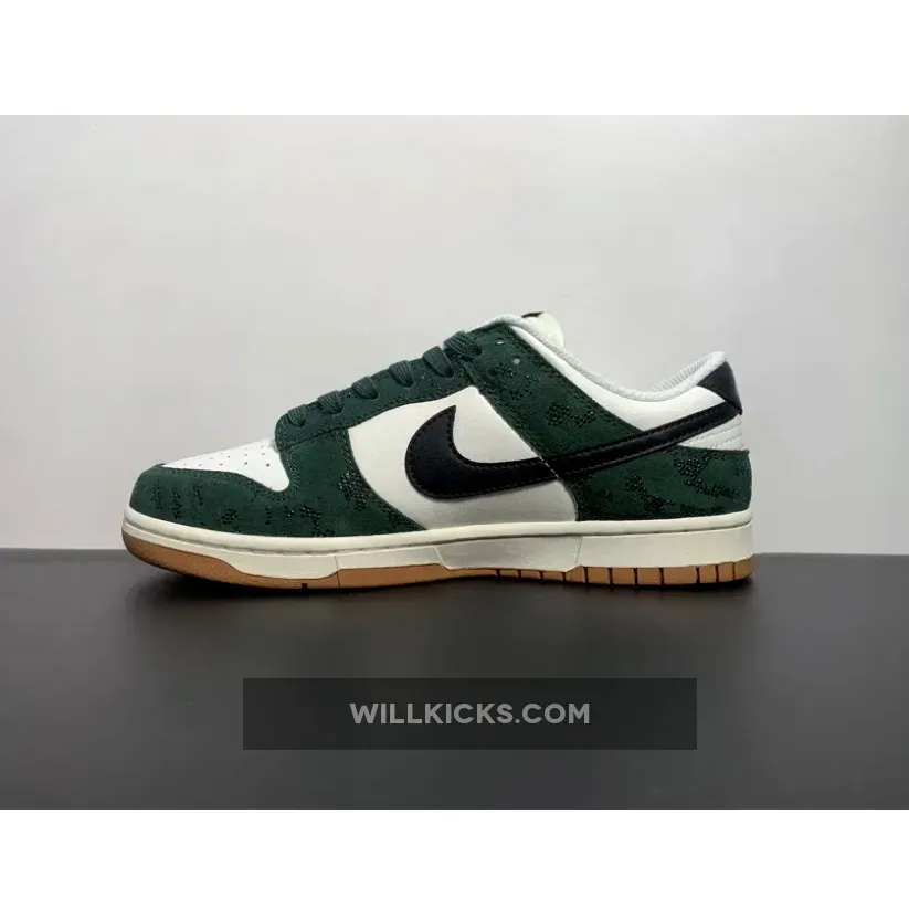Nike Dunk Low "Green Snakeskin" New Arrival Nike Dunk Low "Green Snakeskin" New Arrival