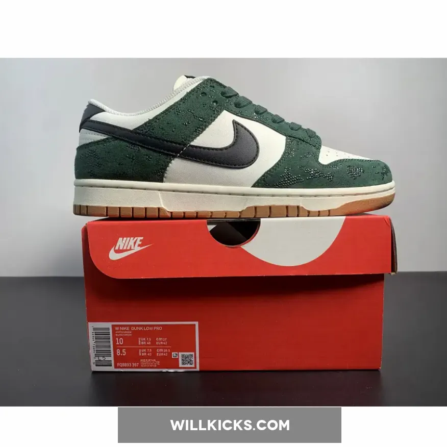 Nike Dunk Low "Green Snakeskin" New Arrival Nike Dunk Low "Green Snakeskin" New Arrival