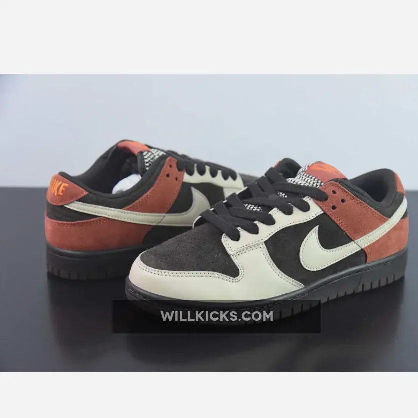 Nike Dunk Low Red Panda Nike Dunk Low Red Panda