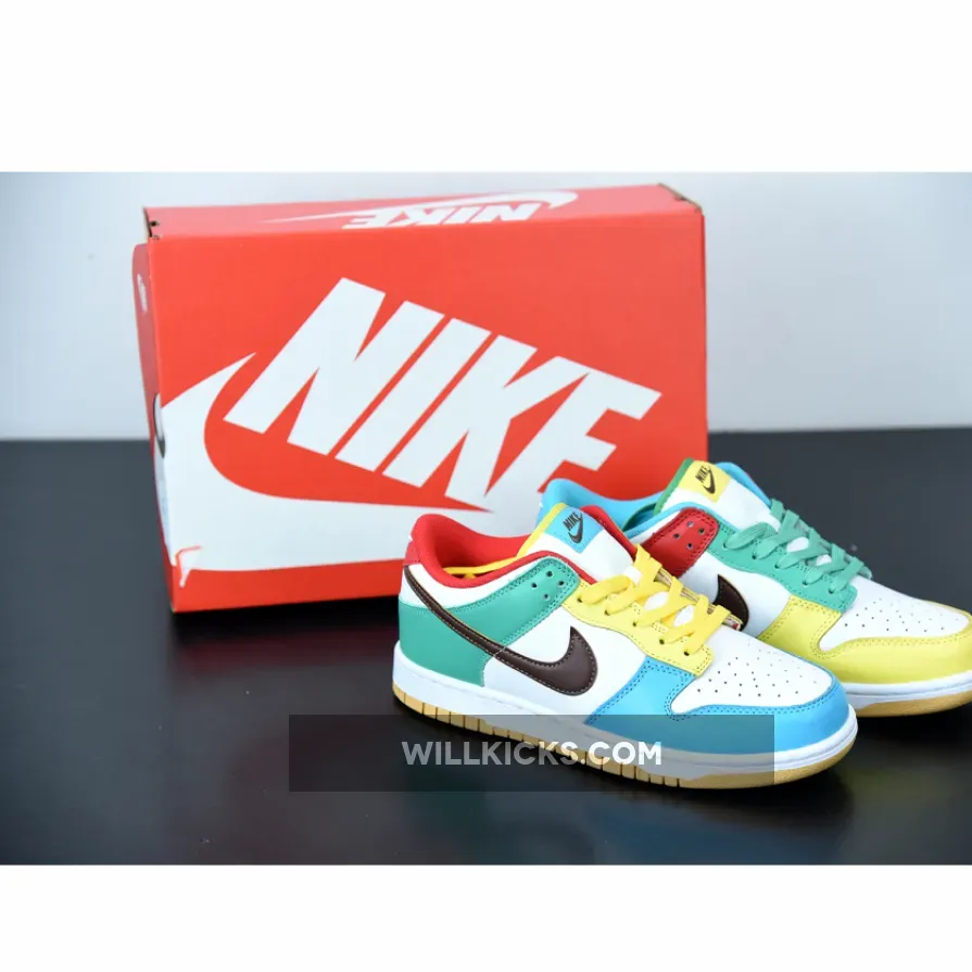 Nike Dunk Low SE "Free 99" White/Light Chocolate-Roma Green