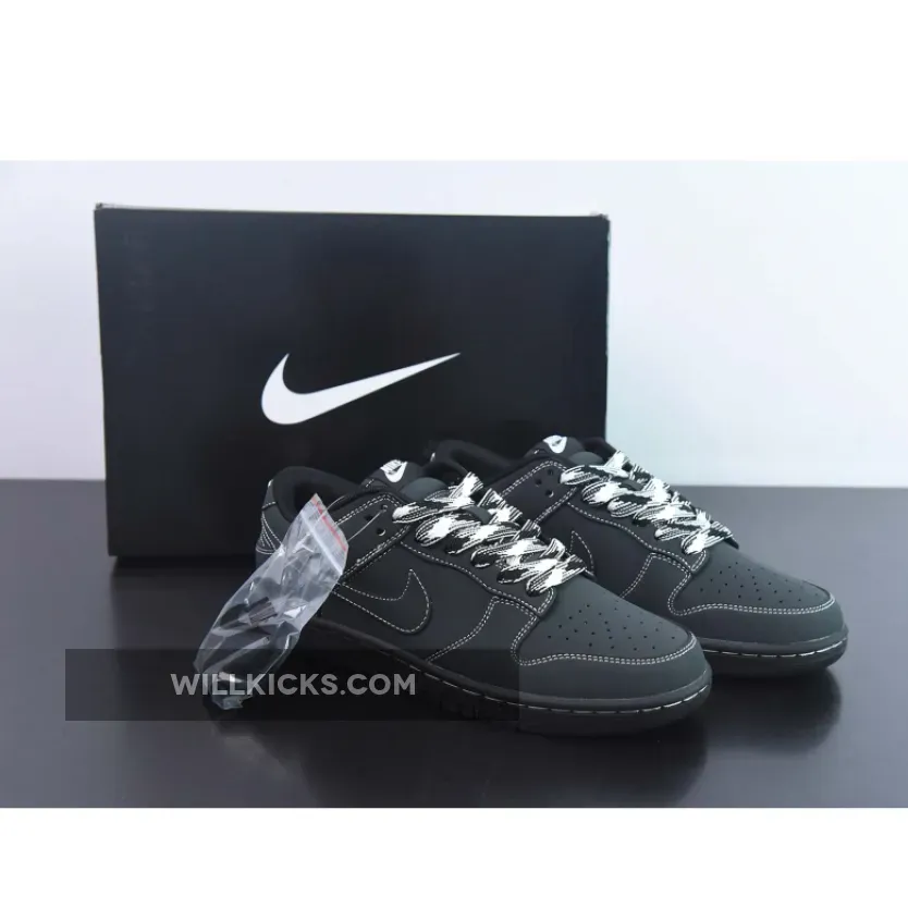 Nike Dunk Low Triple Black