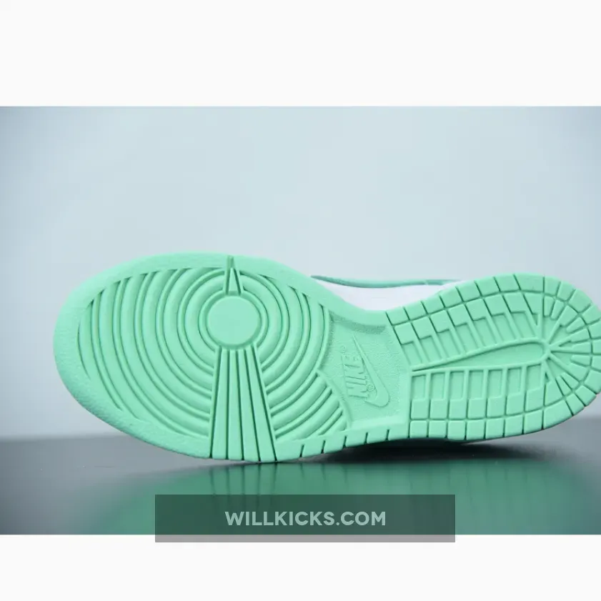 Nike Dunk Low White/Green Glow/White Nike Dunk Low White/Green Glow/White