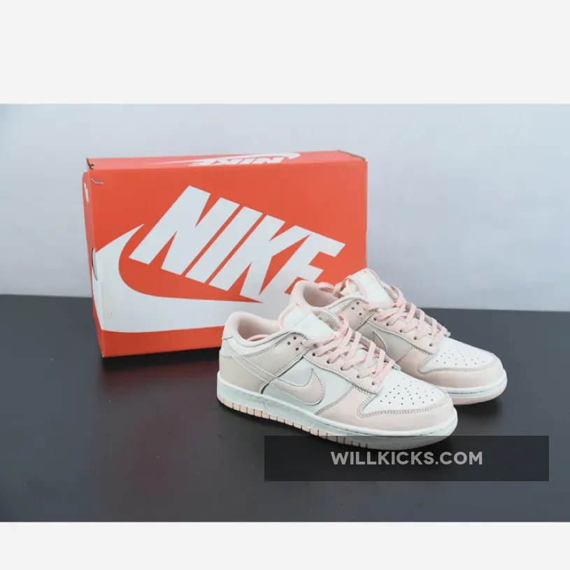 Nike Dunk Low Women’s ‘Orange Pearl’