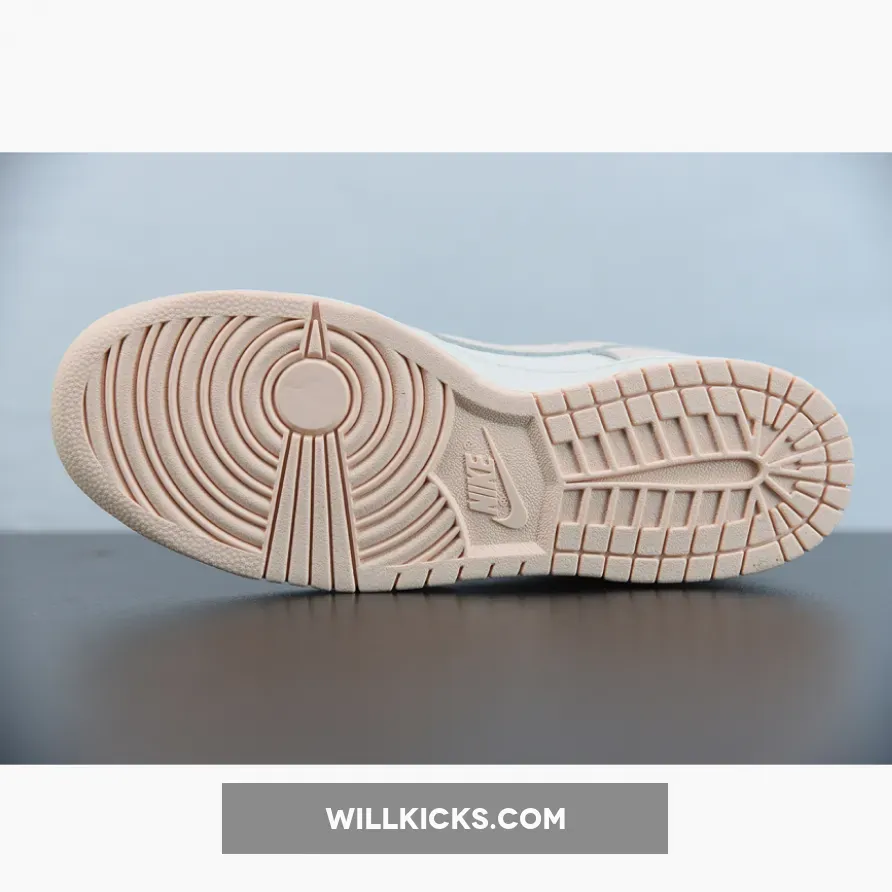 Nike Dunk Low Women’s ‘Orange Pearl’ Nike Dunk Low Women’s ‘Orange Pearl’