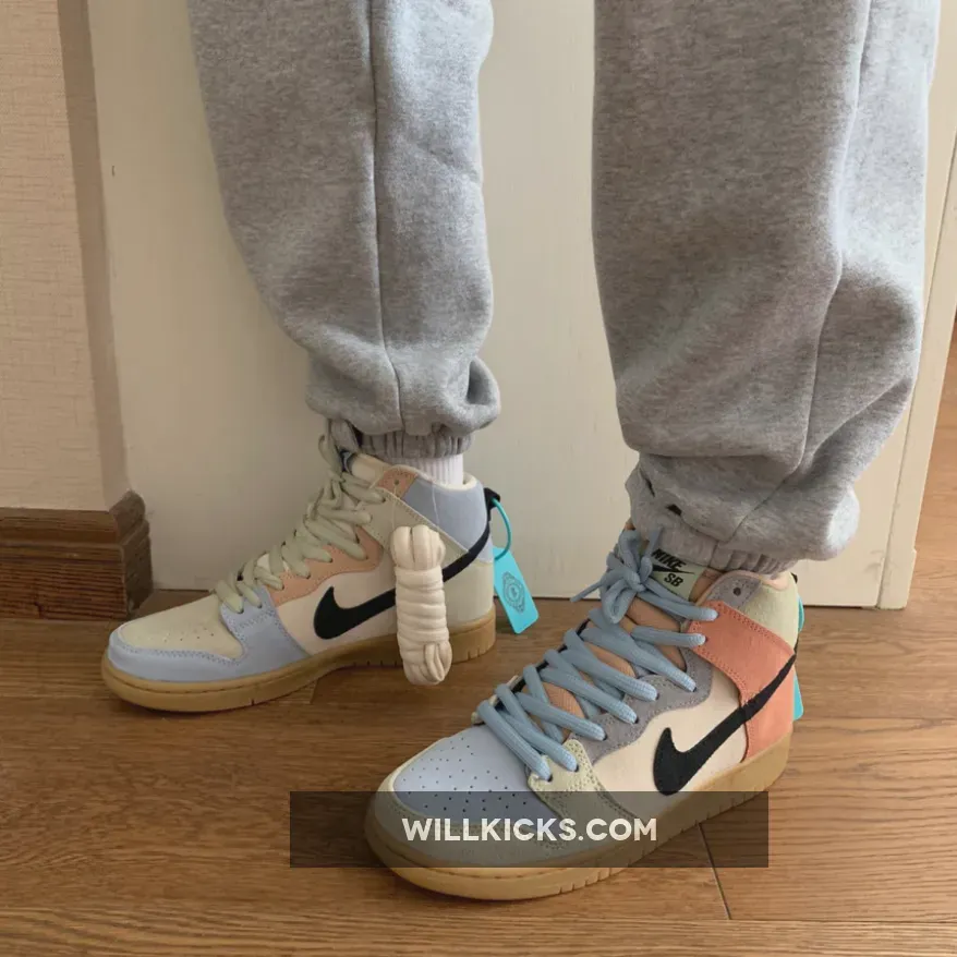 Nike SB Dunk High Spectrum