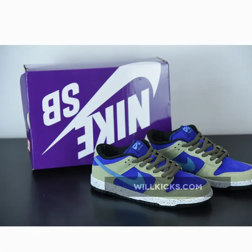 Nike SB Dunk Low ACG Caldera