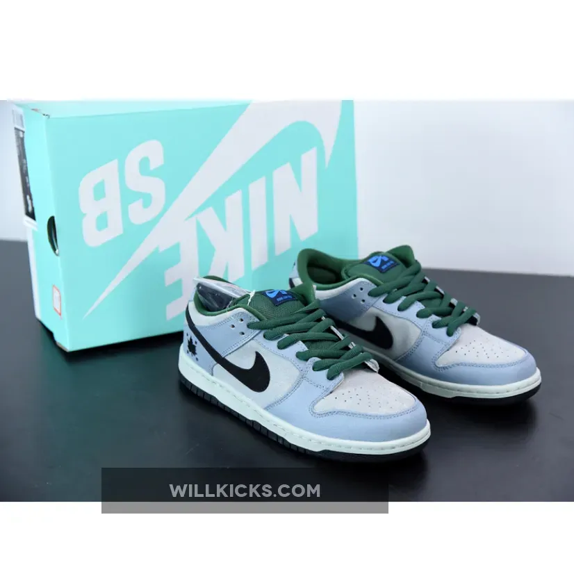 Nike SB Dunk Low Premium "Maple Leaf" Dove Grey/Black-Gorge Green
