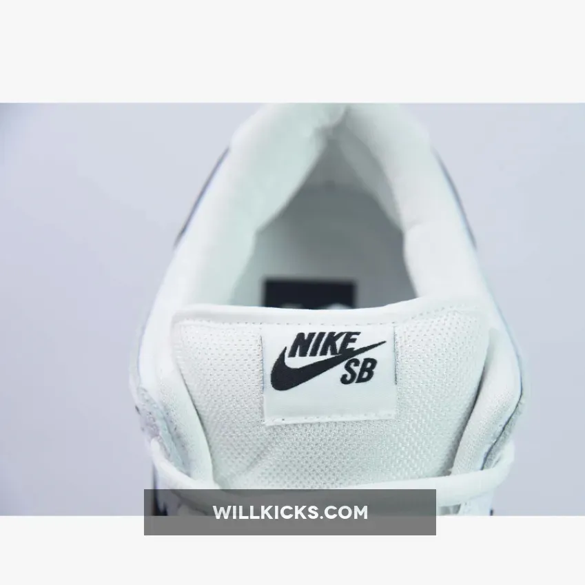 Nike SB Dunk Low White/Black-Gum Nike SB Dunk Low White/Black-Gum