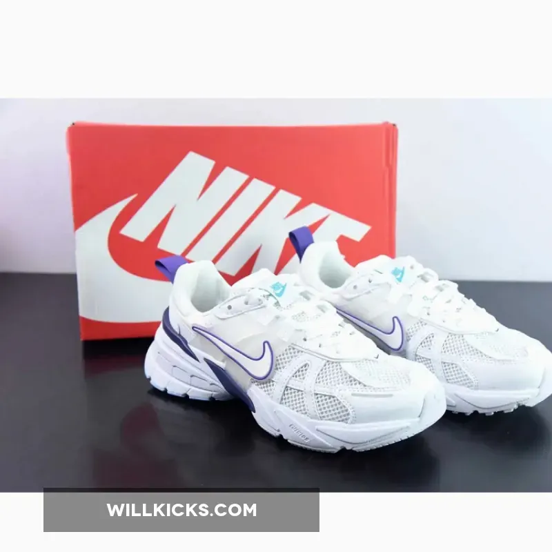 Nike WMNS Runtekk White Purple