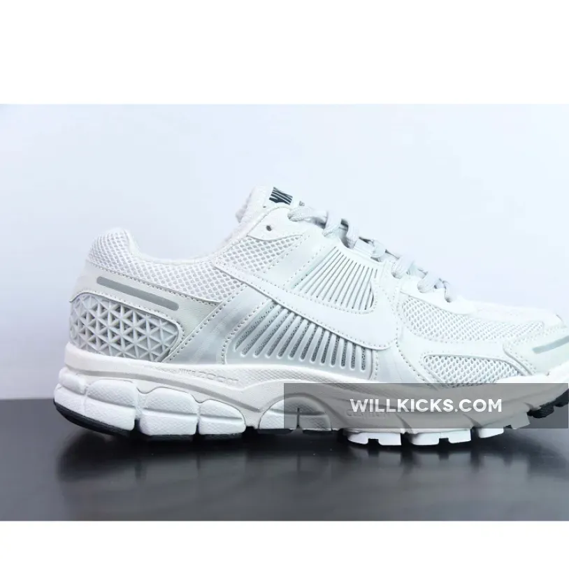 Nike Zoom Vomero 5 SP ‘Vast Grey’ Nike Zoom Vomero 5 SP ‘Vast Grey’