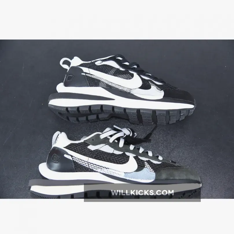 Sacai X Vaporwaffle 'Black White' Cv1363-001 Summit Pure Platinum Sacai X Vaporwaffle 'Black White' Cv1363-001 Summit Pure Platinum