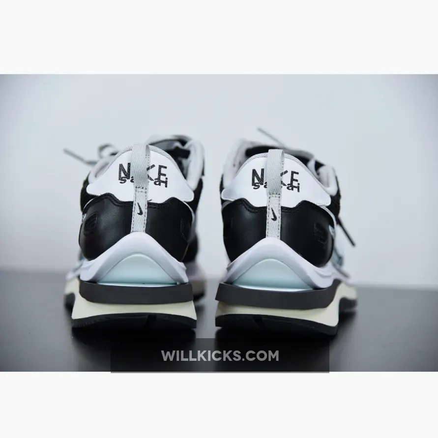 Sacai X Vaporwaffle 'Black White' Cv1363-001 Summit Pure Platinum Sacai X Vaporwaffle 'Black White' Cv1363-001 Summit Pure Platinum